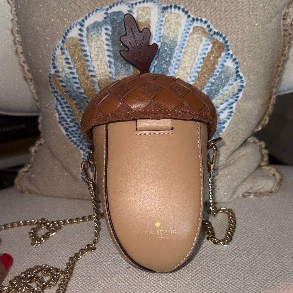 kate spade tan and brown acorn cardholder crossbody